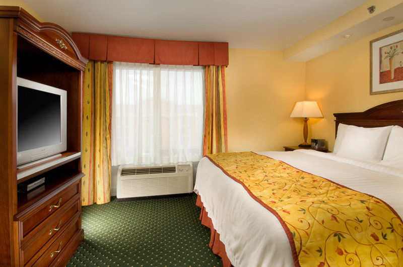Fairfield Inn & Suites By Marriott Marshall Habitación foto
